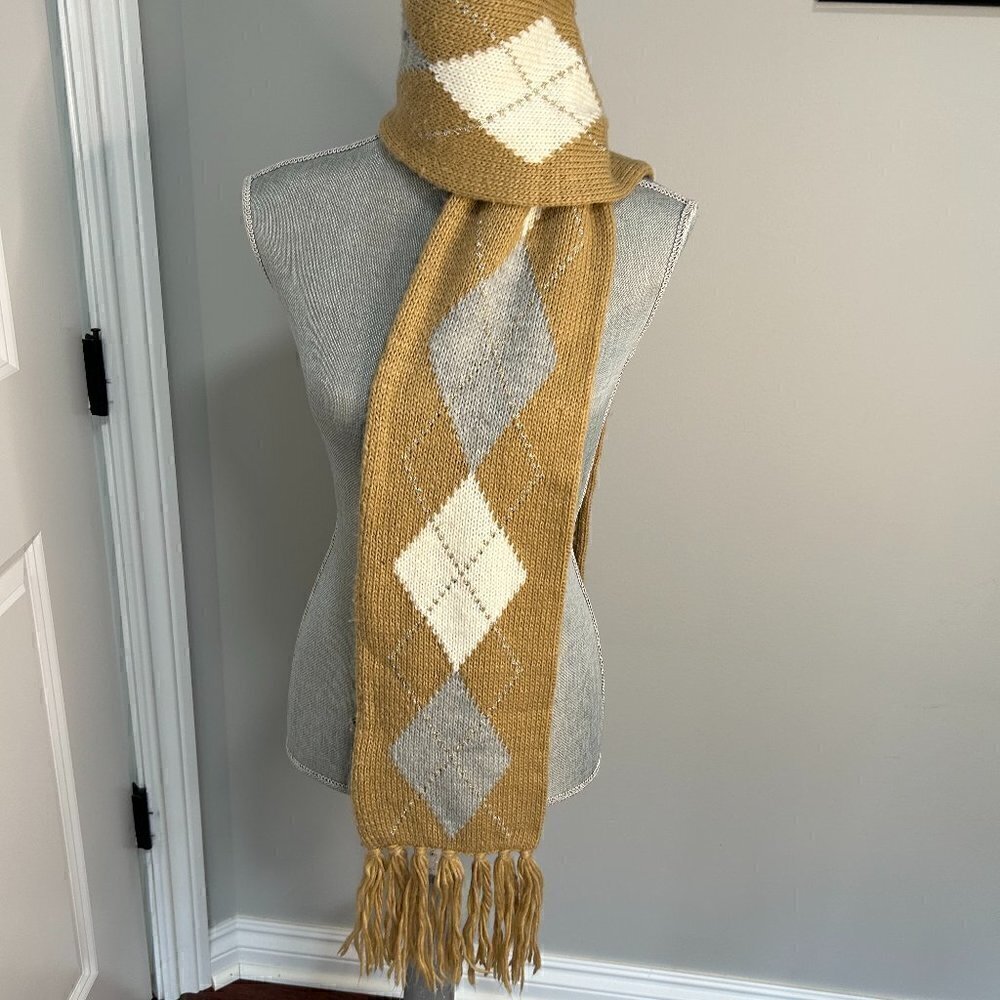 NY & Co Argyle Winter Scarf EUC OS